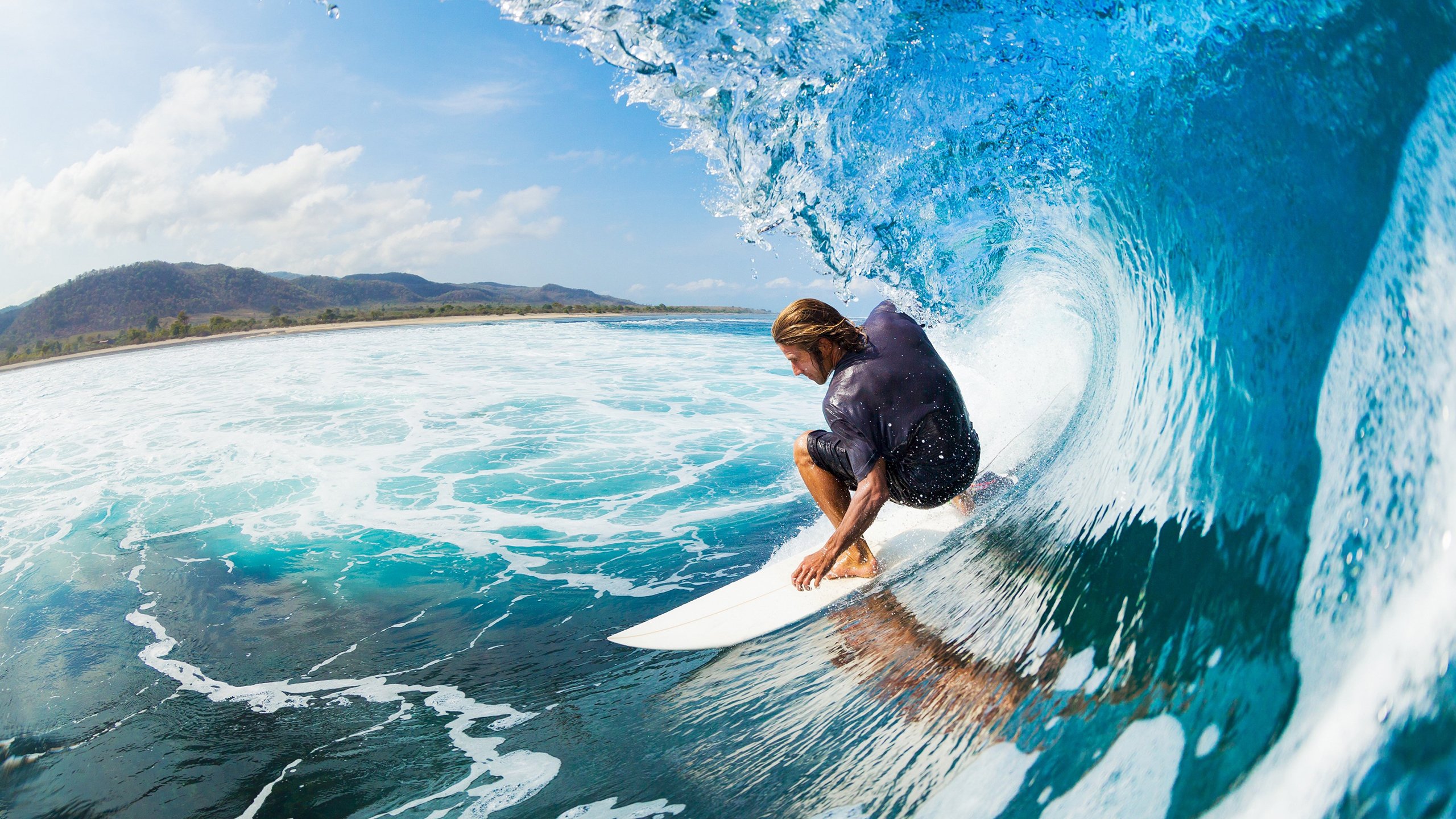 爱游戏体育app-里奇·麦考的默契配合与防守智慧，确保全黑队稳固的防线，麦奇里湖